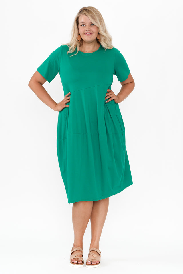 plus-size,curve-dresses,plus-size-cotton-dresses,plus-size-work-edit,plus-size-summer-dresses,alt text|model:Shandre