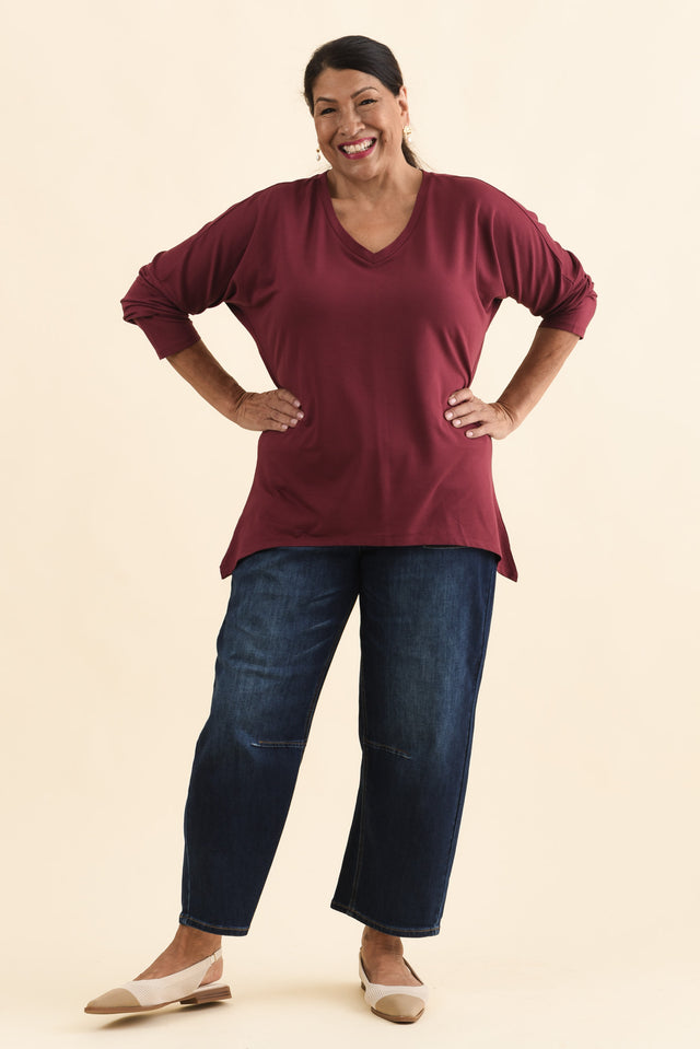 Munich Burgundy V Neck Top,Brunette model,alt text|model:Pilita image 10