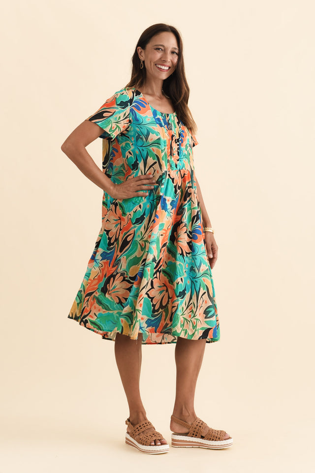 alt text|model:Cara image 5