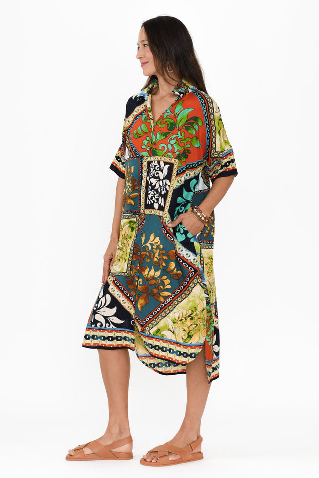 alt text|model:Cara image 4