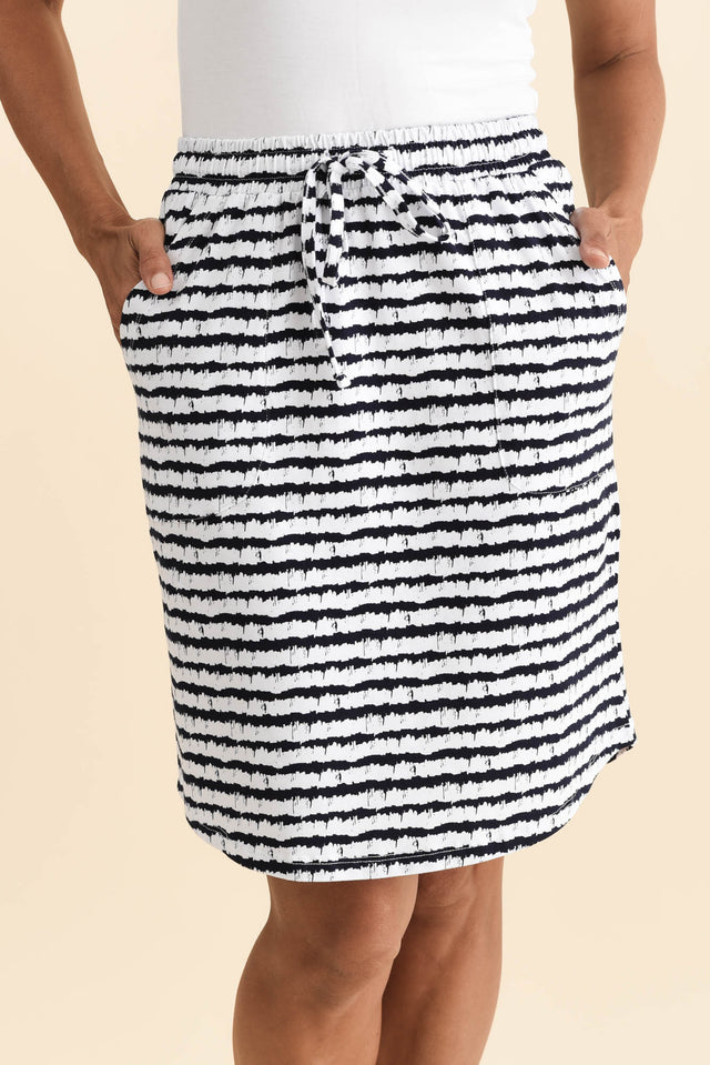 alt text|model:Cara image 7