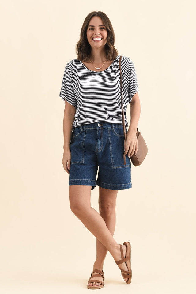 Navy and White Stripe Maui Tee,Brunette model,alt text|model:MJ image 4
