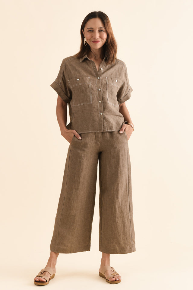 Neesha Mocha Linen Shirt,Full Body,Brunette model,alt text|model:Cara image 6