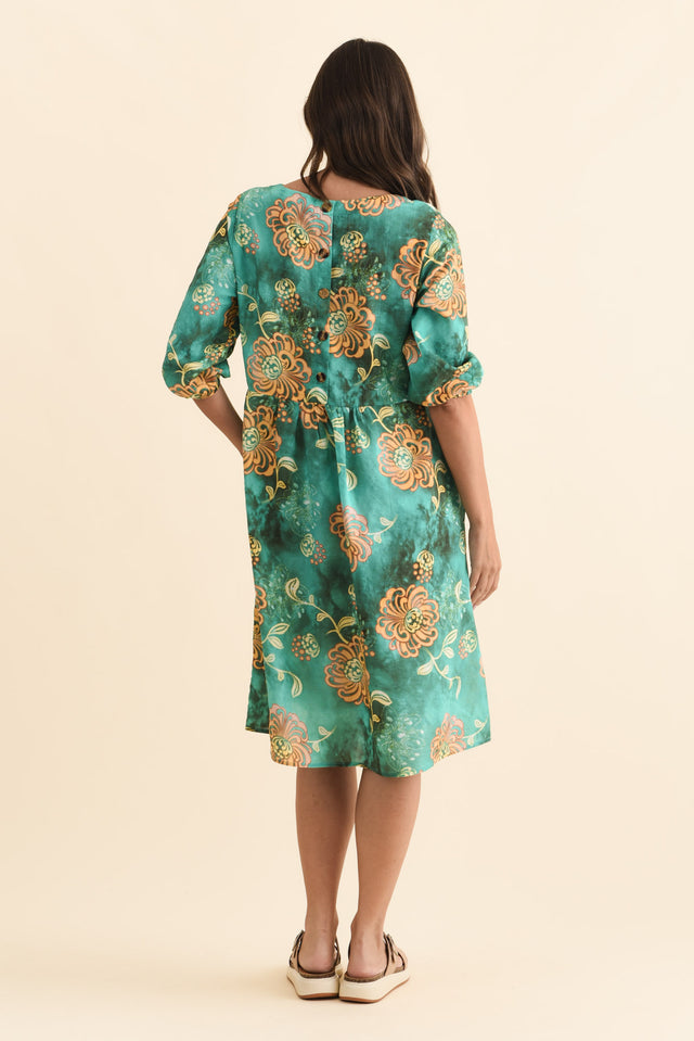 alt text|model:MJ image 4