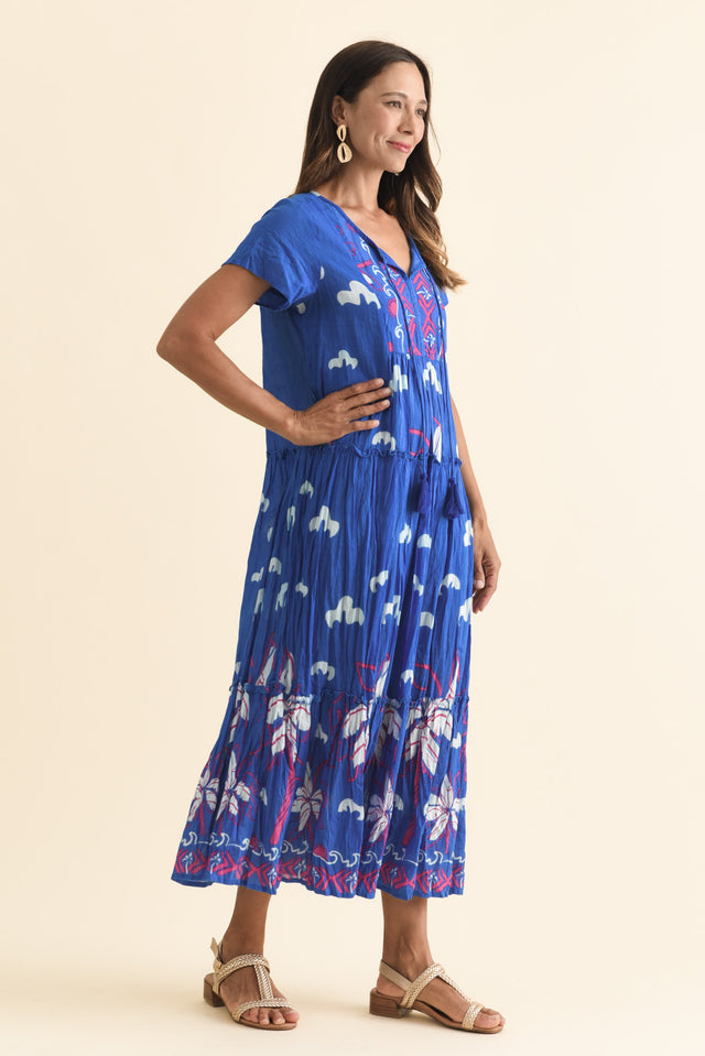 alt text|model:Cara image 5