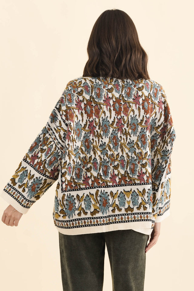 Nordin Cream Motif Knit Jumper,Brunette model,alt text|model:MJ image 5