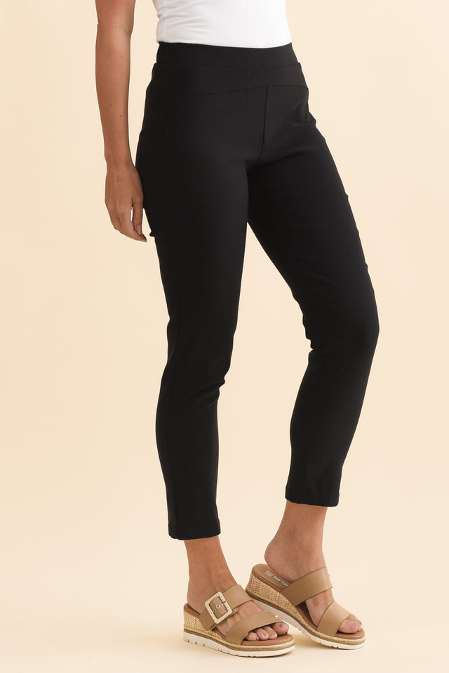 alt text|model:MJ image 4