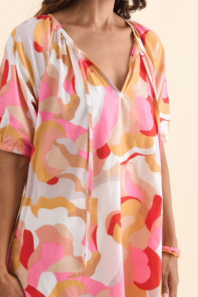 alt text|model:Cara image 6