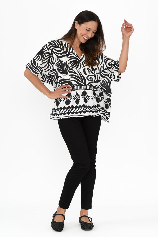 alt text|model:Cara image 7