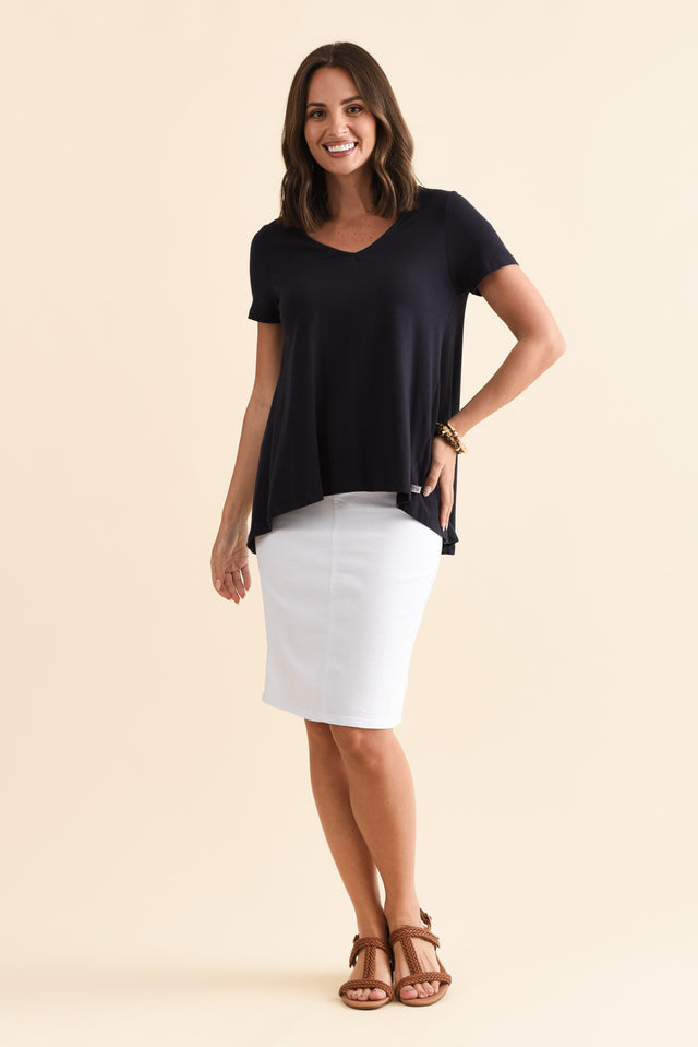 alt text|model:MJ image 6