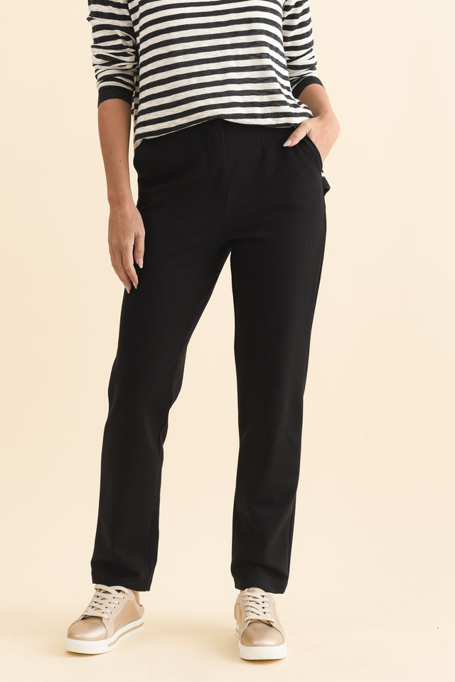 alt text|model:MJ image 1