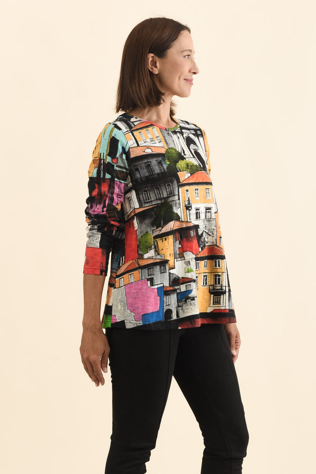 alt text|model:Cara image 3