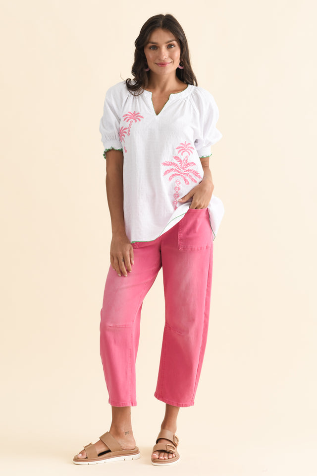 alt text|model:Brontie image 3