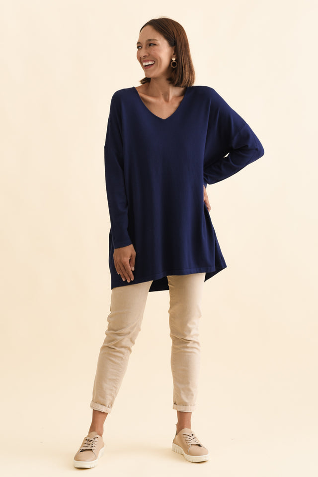 Piper Navy V Neck Knit Jumper,Brunette model,alt text|model:Cara image 7