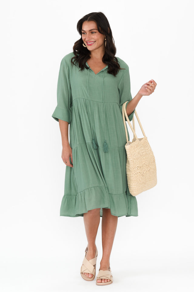 alt text|model:Brontie image 3