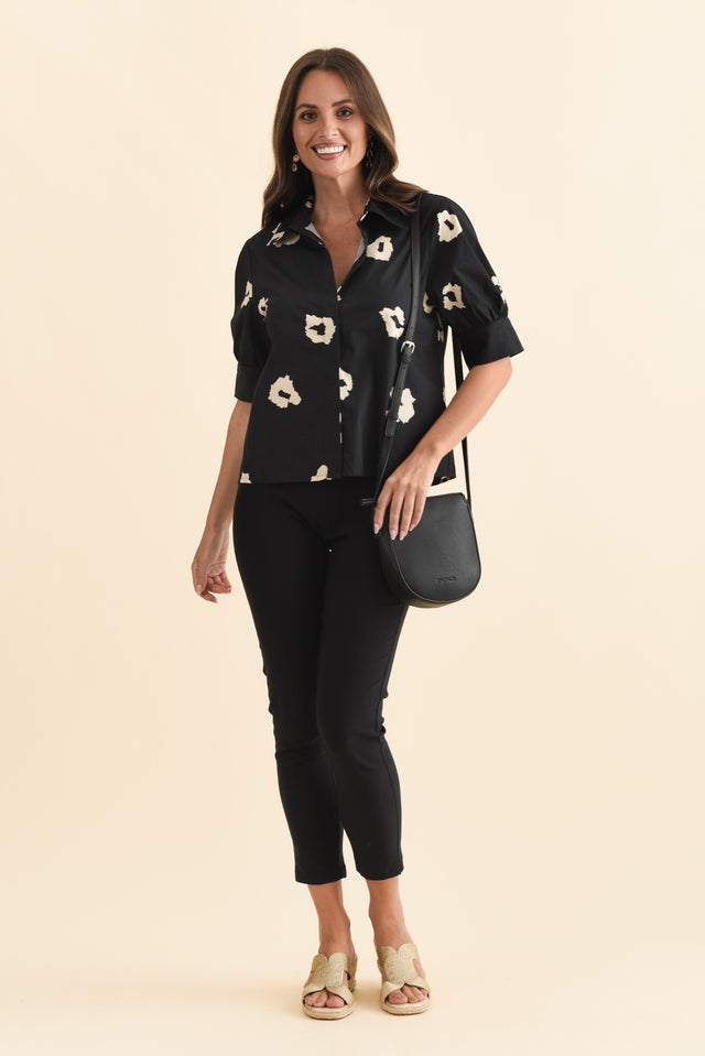 alt text|model:MJ image 3