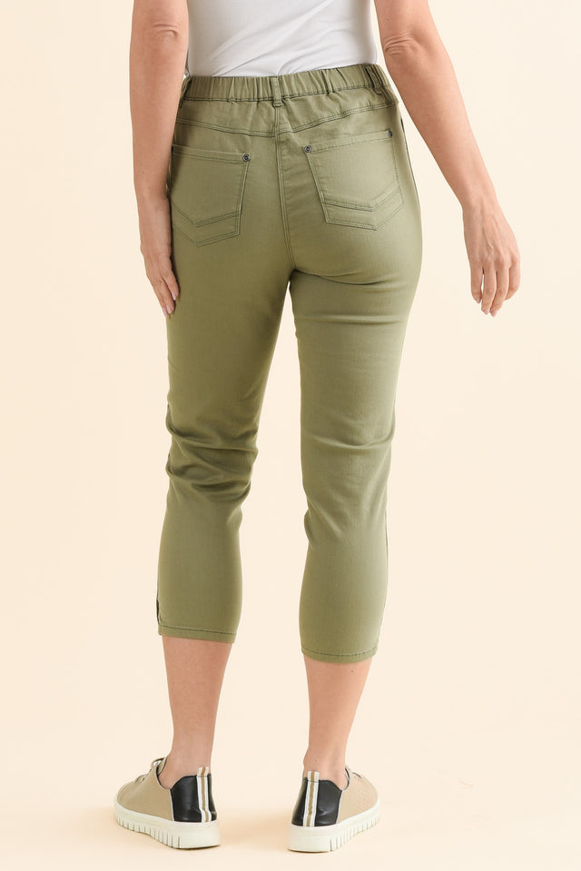Reed Olive Stretch Cotton Capri Pants,Back,Brunette model,alt text|model:MJ image 4