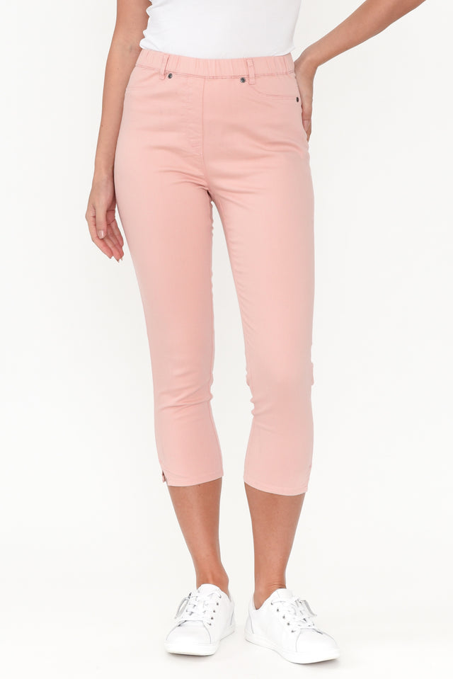 Reed Pink Stretch Cotton Capri Pants length_Capri rise_Mid print_Plain colour_Blush PANTS   alt text|model:MJ;wearing:8