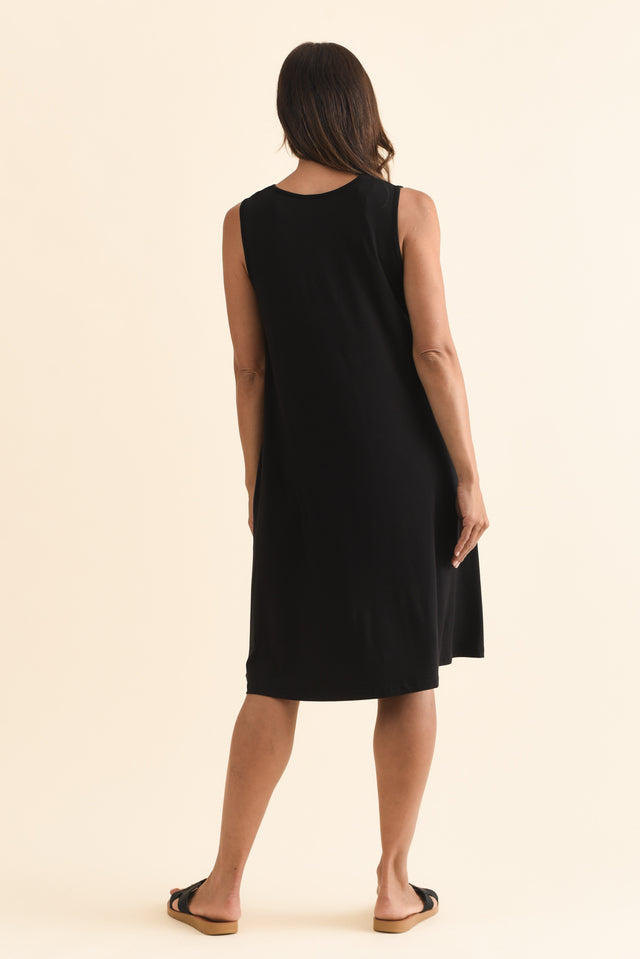 alt text|model:Cara image 5