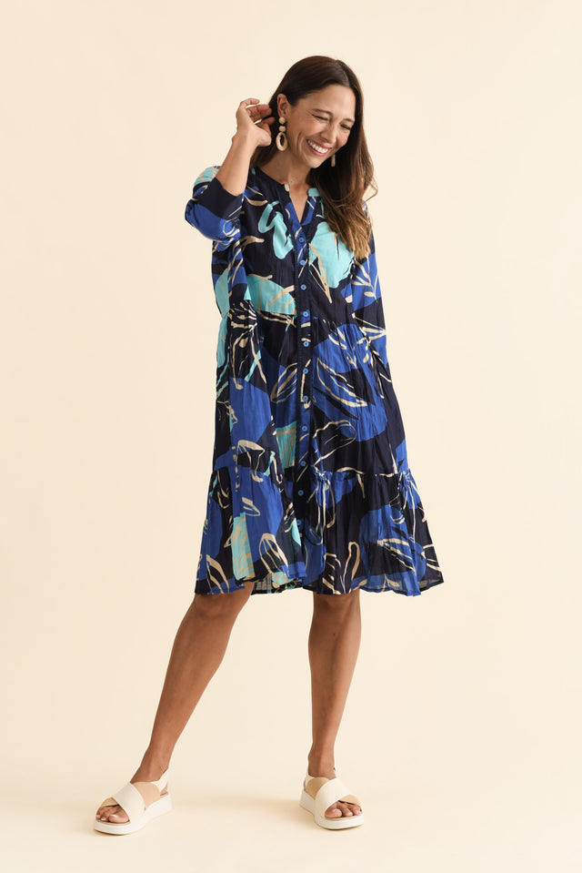 alt text|model:Cara image 7