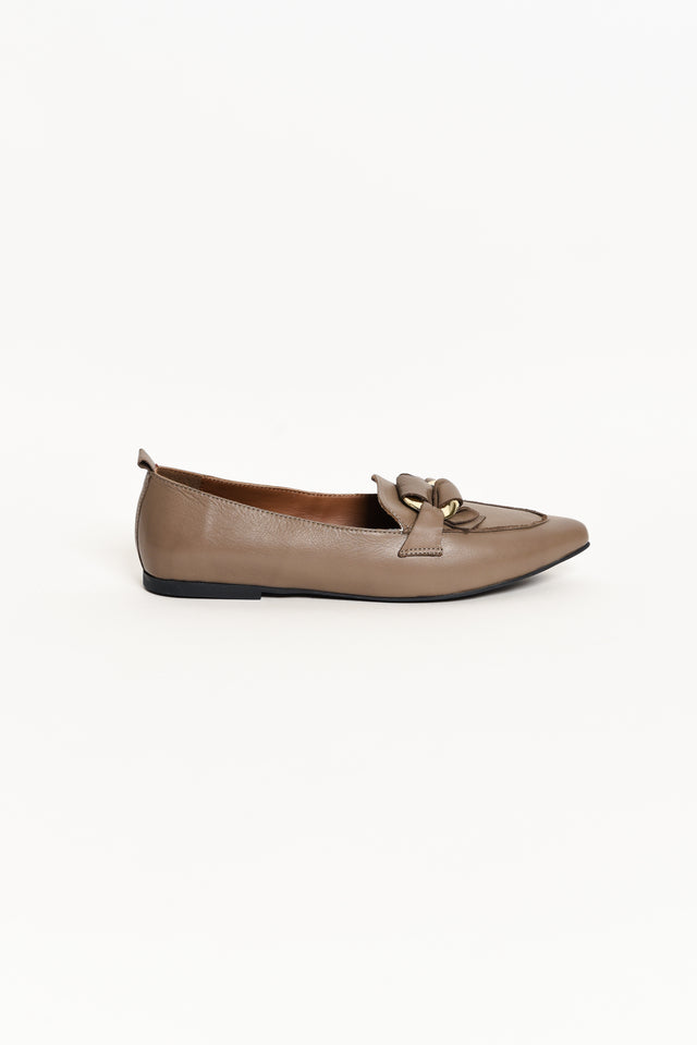 Roslyn Taupe Leather Twirl Loafer