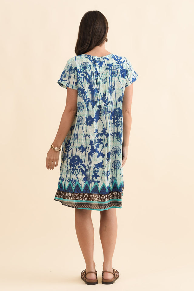 alt text|model:MJ image 4