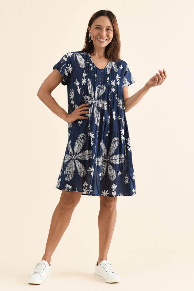 Sabina Navy Flower Crinkle Cotton Dress,Full Body,Brunette model,alt text|model:Cara image 6