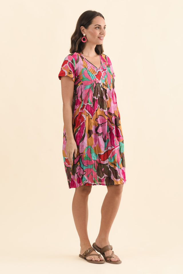 Sabina Fuchsia Garden Crinkle Cotton Dress,Brunette model,alt text|model:MJ image 4