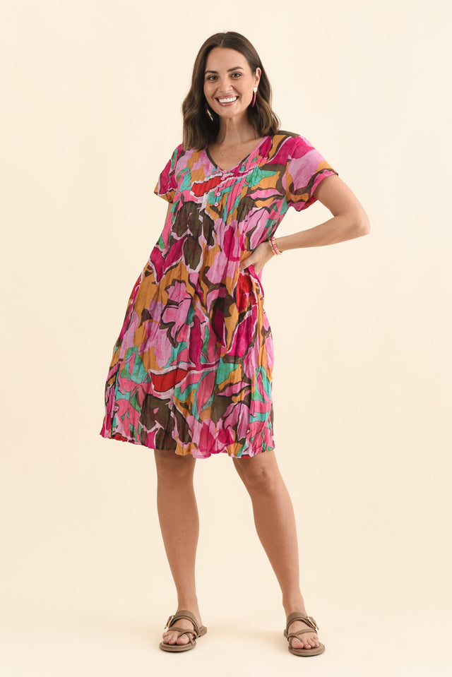 Sabina Fuchsia Garden Crinkle Cotton Dress,Brunette model,alt text|model:MJ image 7