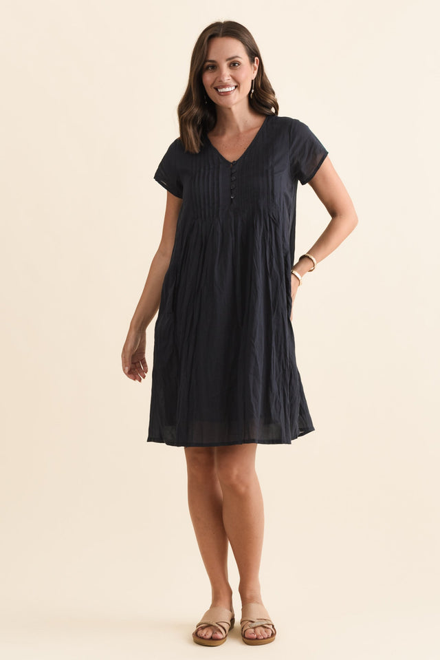 Sabina Navy Crinkle Cotton Dress,Brunette model,alt text|model:MJ image 9