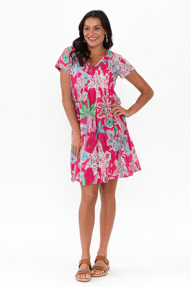 alt text|model:Brontie