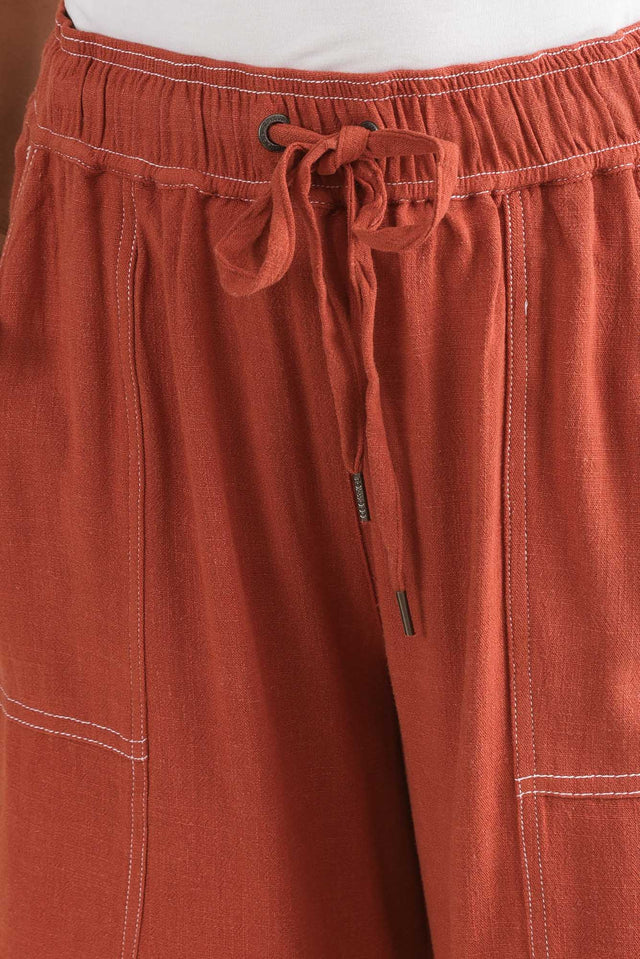 Sage Orange Contrast Shorts,Detail,Brunette model,alt text|model:Brontie image 5