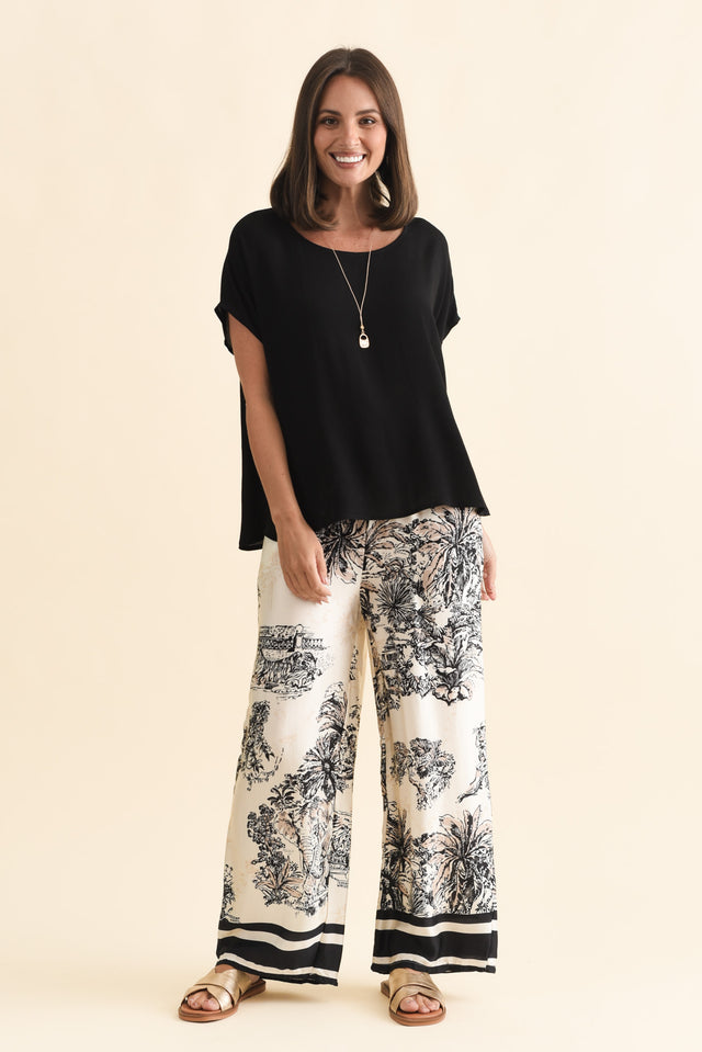 alt text|model:MJ image 7