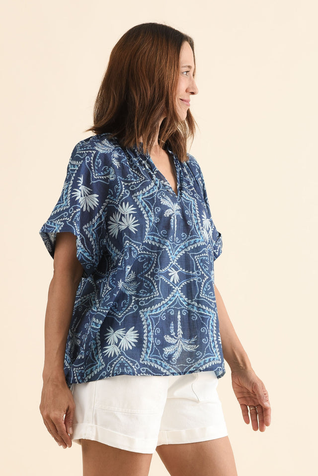 Sanalia Blue Palm Cotton Top,Side,Brunette model,alt text|model:Cara image 3