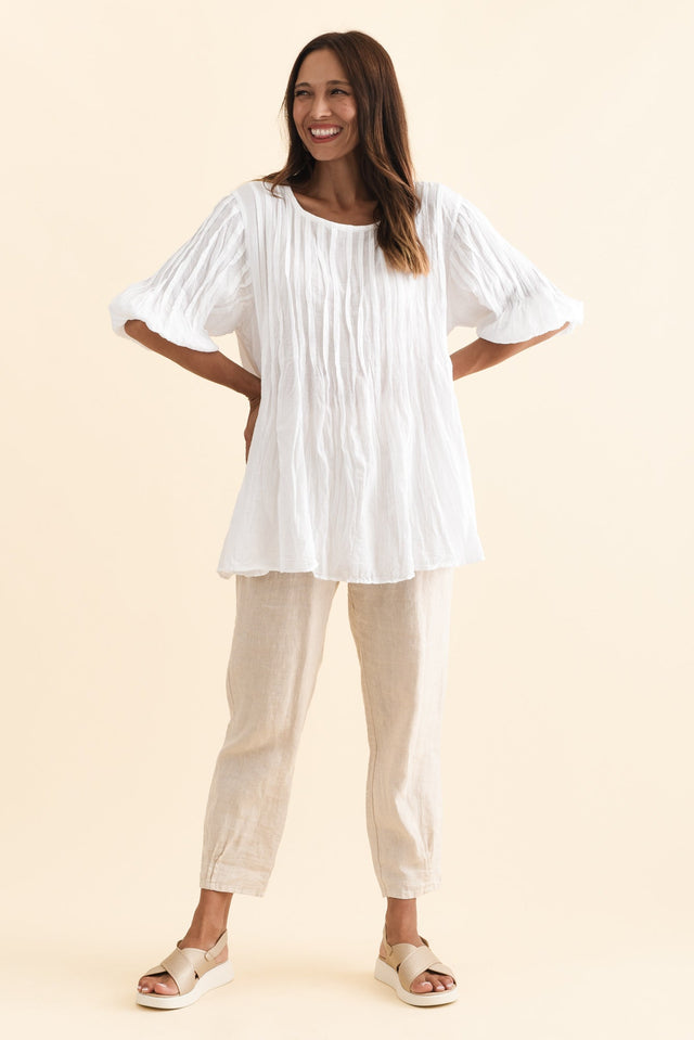 Selma White Crinkle Cotton Top,Brunette model,alt text|model:Cara image 4
