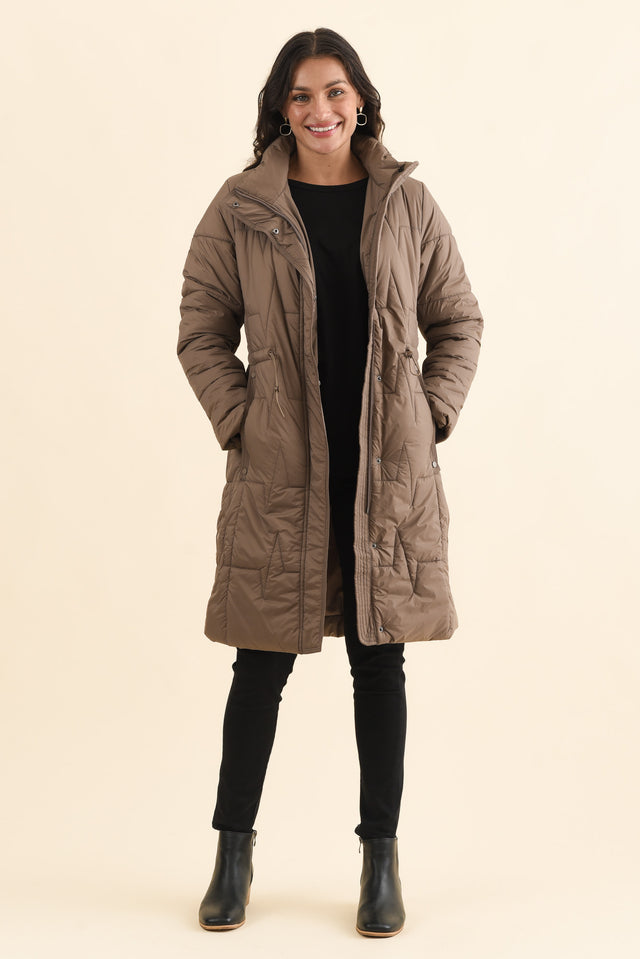 alt text|model:Brontie