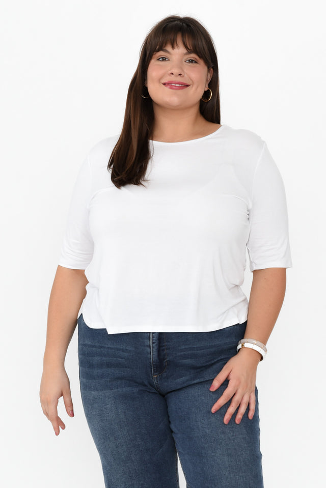 plus-size,curve-basics,curve-tops,plus-size-sleeved-tops,plus-size-basic-tops,alt text|model:Gabby