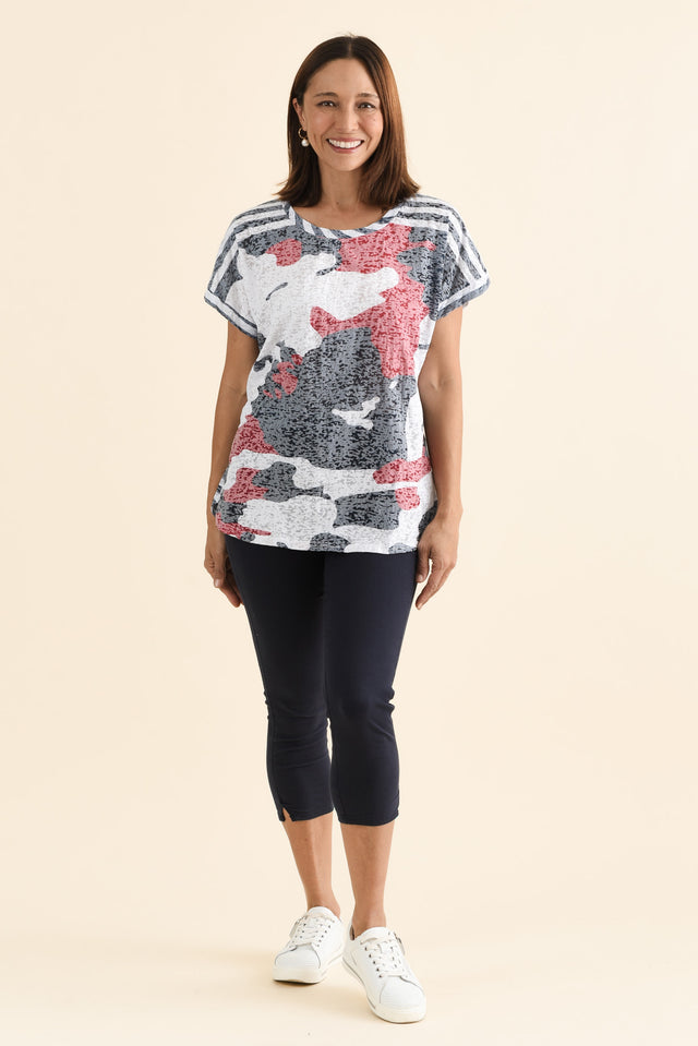 Sorelle Navy Abstract Cotton Blend Tee,Full Body,Brunette model,alt text|model:Cara image 7