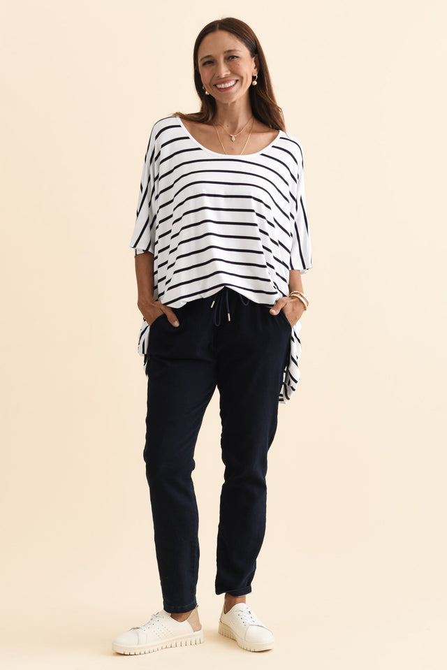 Sorronda White Stripe Bamboo Batwing Top,Brunette model,alt text|model:Cara image 9