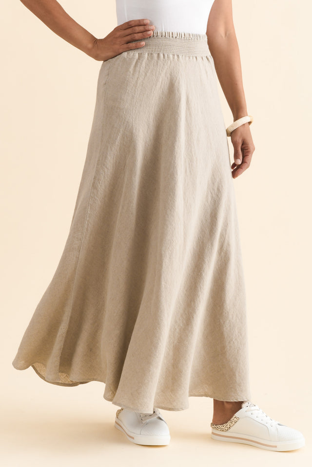 Sottana Beige Linen Maxi Skirt,Brunette model,alt text|model:Cara image 4