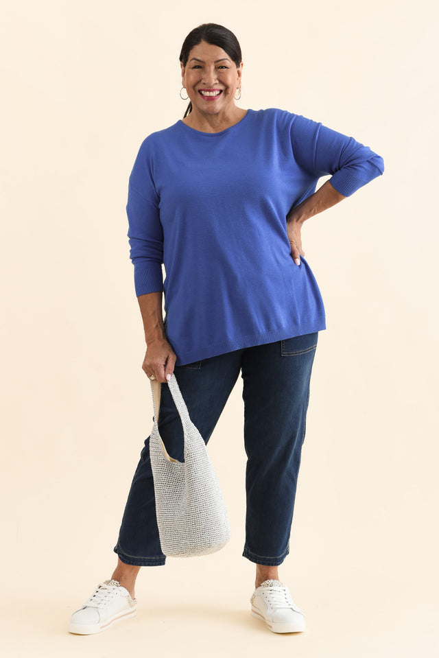 Eliana Dark Blue Denim Stretch Jeans,Full Body,Brunette model,alt text|model:Pilita image 10