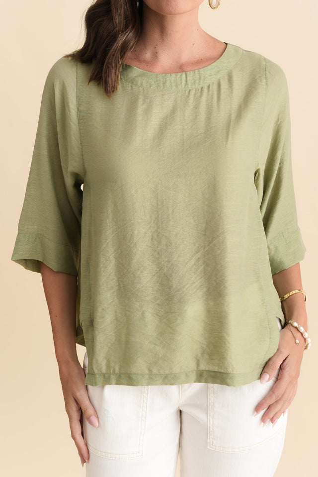 alt text|model:MJ image 6