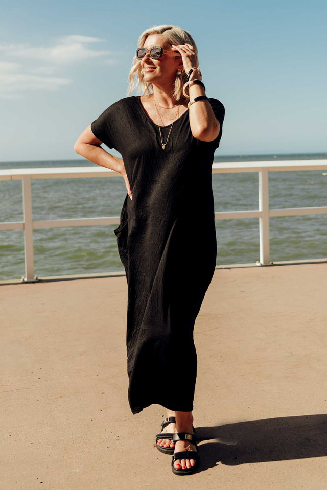 Travel Black Crinkle Cotton Maxi Dress image 1