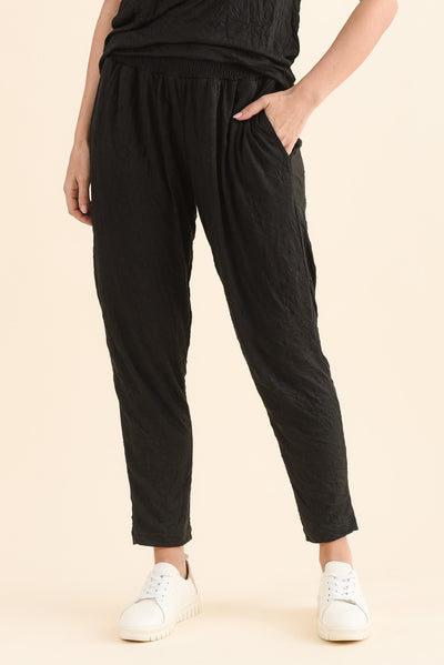 Travel No-Iron Black Cropped Pants