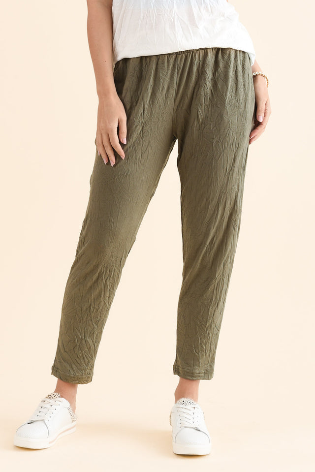 Travel No-Iron Khaki Cropped Pants,Front,Brunette model,alt text|model:MJ image 1