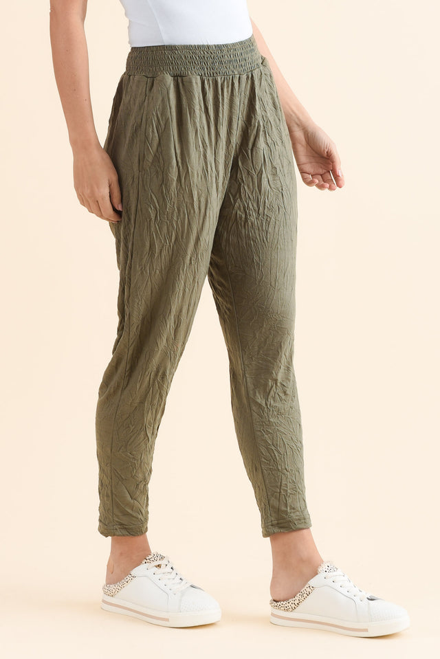 Travel No-Iron Khaki Cropped Pants,Side,Brunette model,alt text|model:MJ image 3
