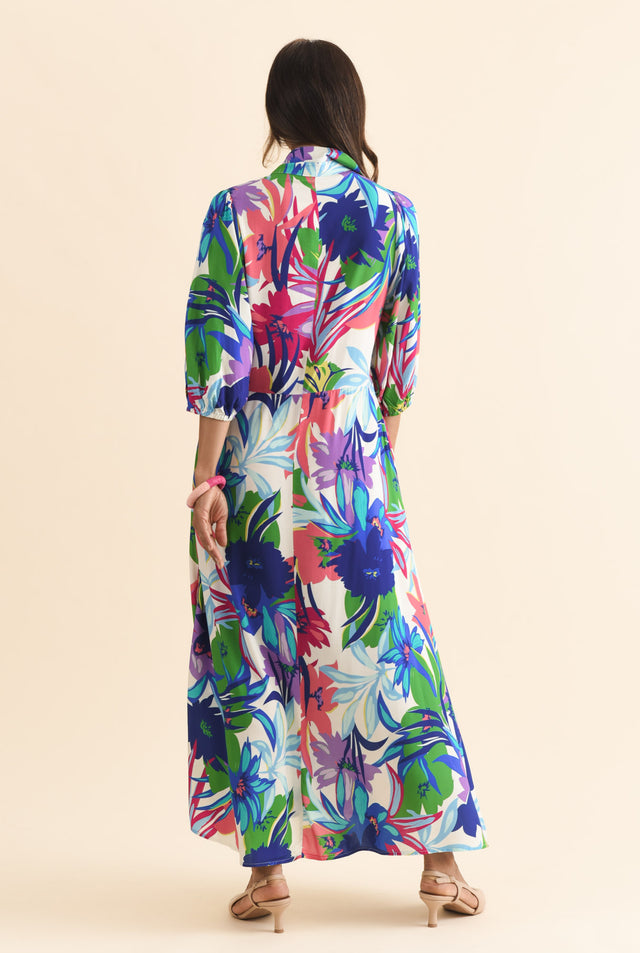 alt text|model:Cara image 6