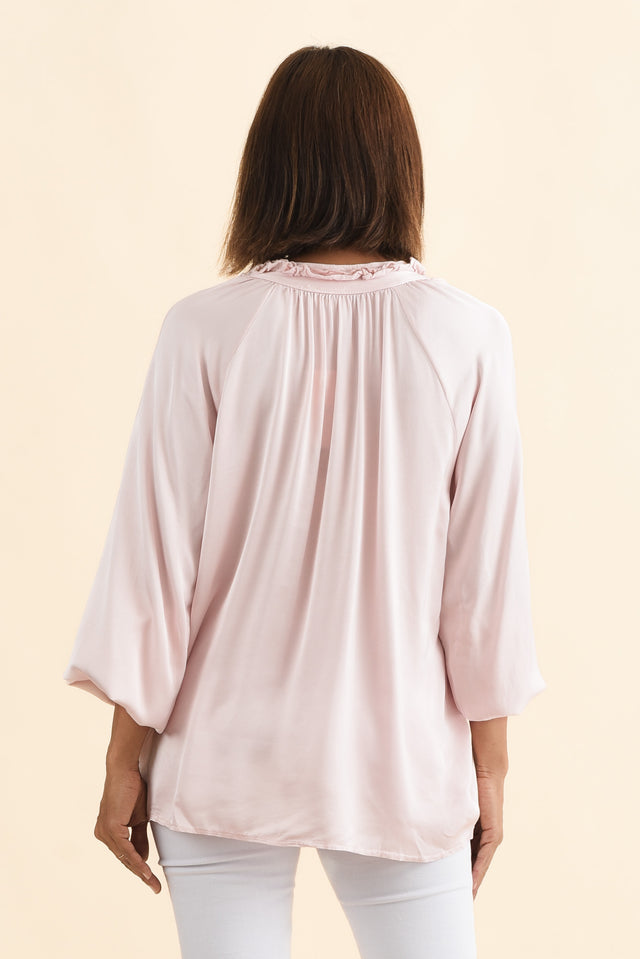 Trove Blush Silk Ruffle Top,Brunette model,alt text|model:Cara image 4
