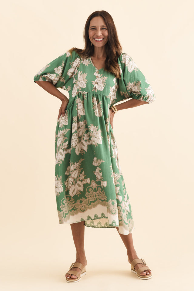 alt text|model:Cara image 8