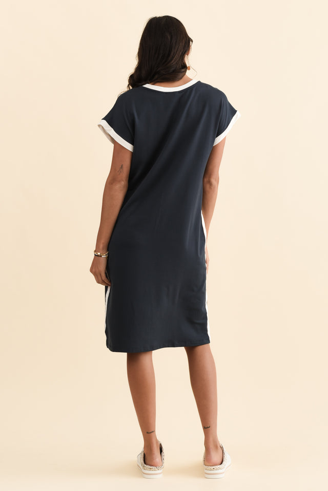 alt text|model:Brontie image 5